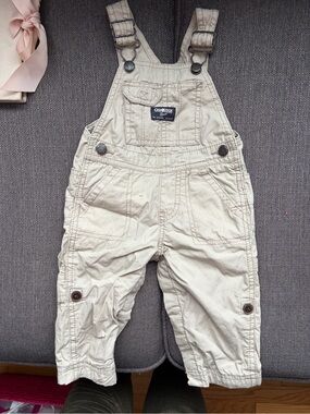 OshKosh B'gosh | Cream Toddler Overalls | Size 9M